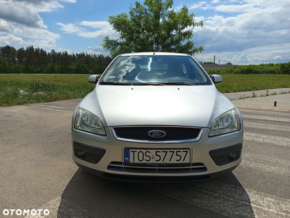 Ford Focus 1.6 Ti-VCT Ghia - 2