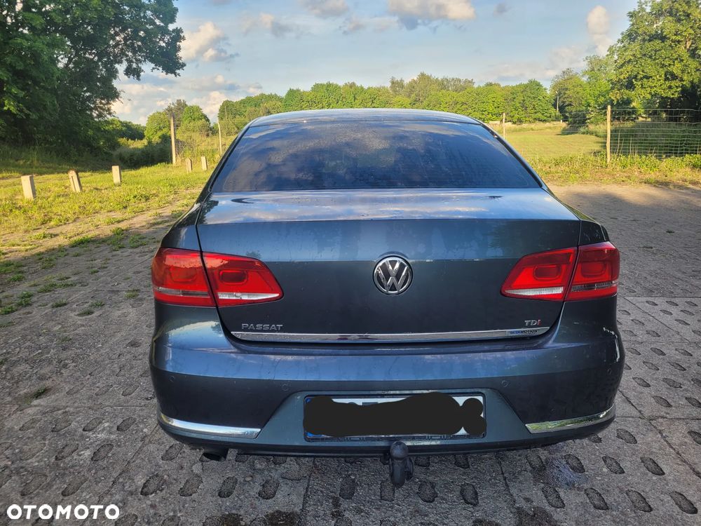Volkswagen Passat - 7