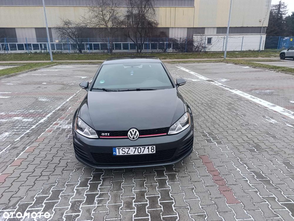 Volkswagen Golf 2.0 TSI BMT GTI - 17