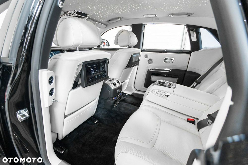 Rolls-Royce Ghost - 29