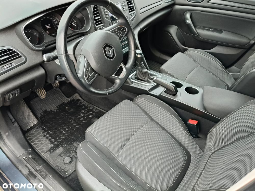 Renault Megane 1.5 Blue dCi Business - 9