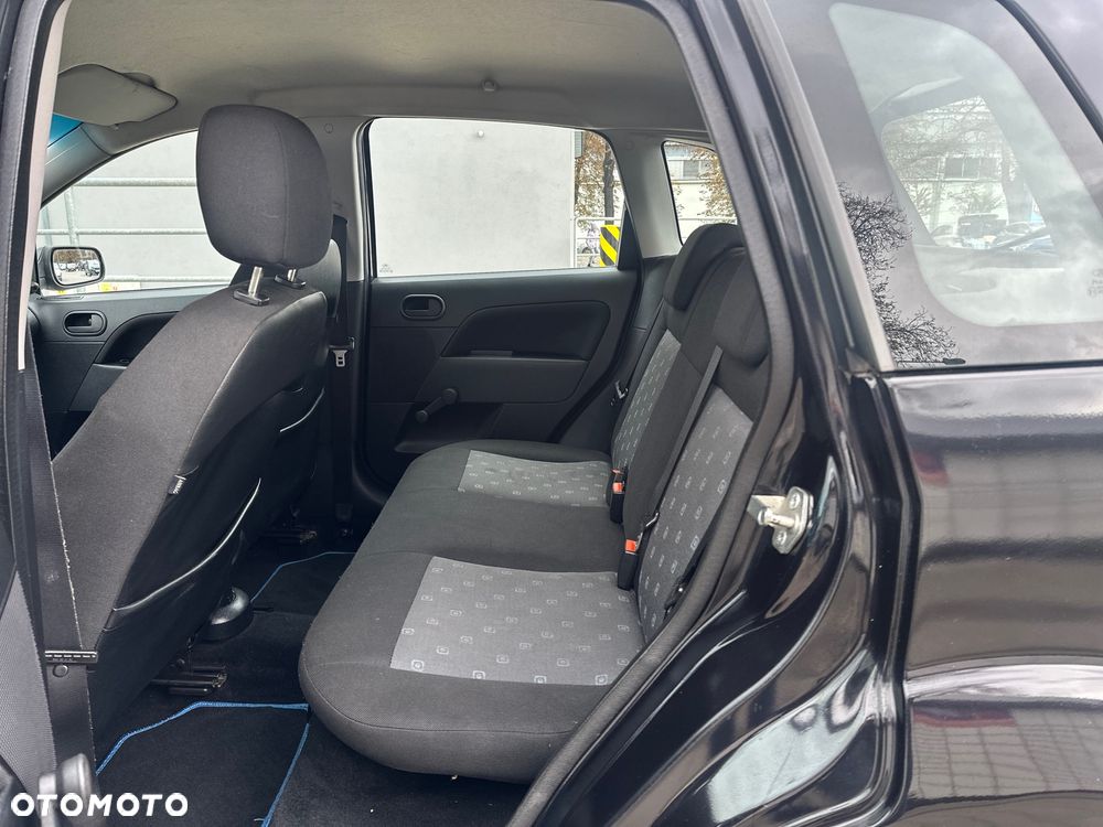 Ford Fiesta 1.3 - 9