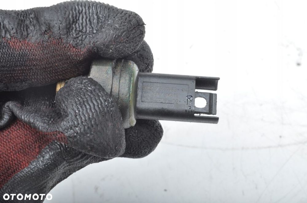 BMW 3 E46 2.0 B CZUJNIK CIŚNIENIA PALIWA 7547883 - 3