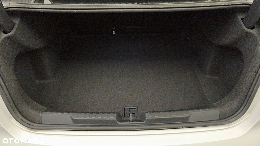 Audi A3 Limousine 35 TFSI mHEV S tronic - 12