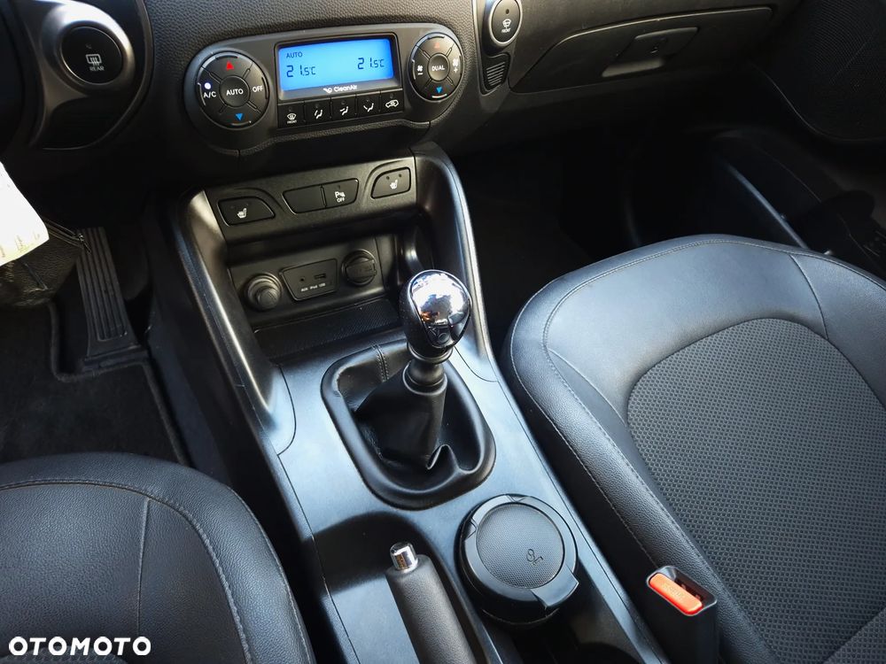 Hyundai ix35 2.0 2WD Trend - 18