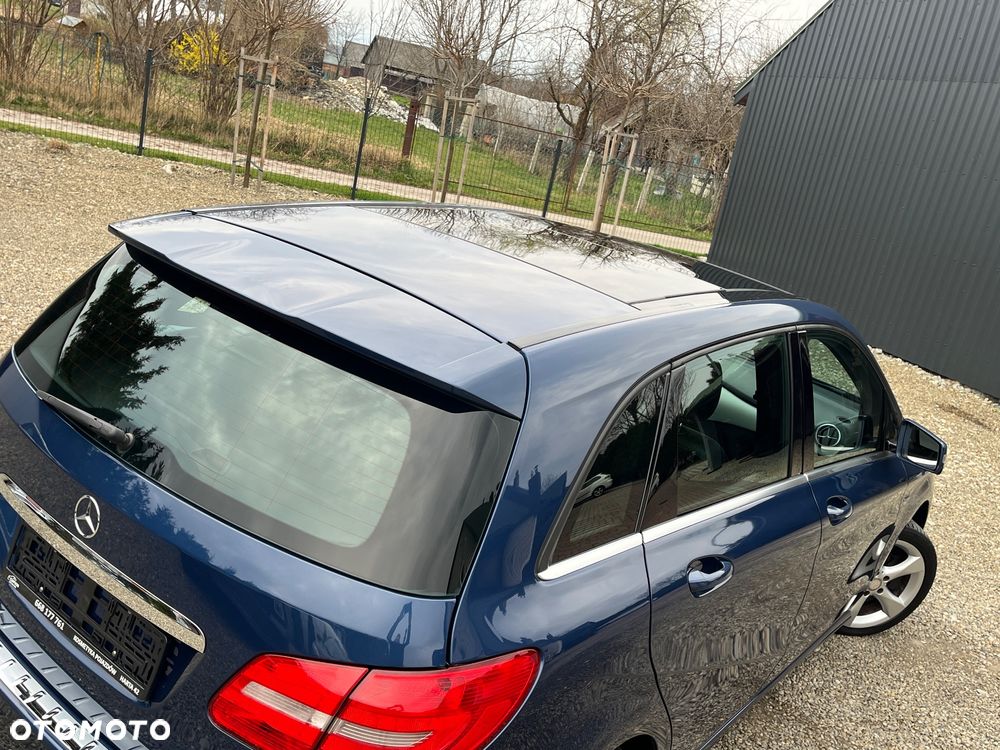 Mercedes-Benz Klasa B 180 (BlueEFFICIENCY) - 21