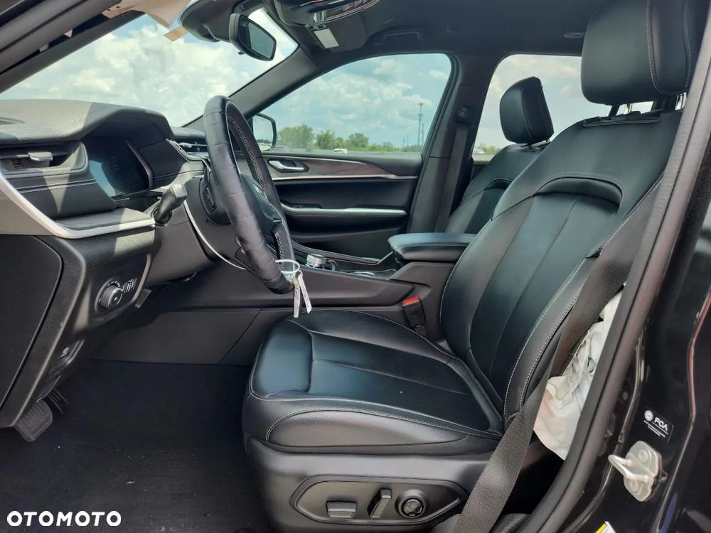 Jeep Grand Cherokee - 7