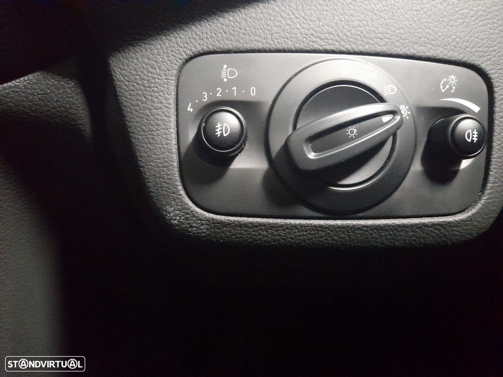 Ford Kuga 2.0 TDCi Titanium 4WD Powershift - 26
