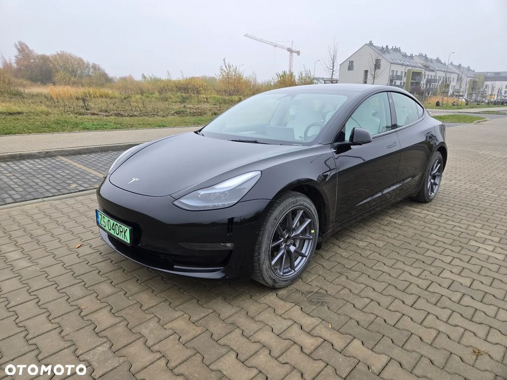 Tesla Model 3 Performance AWD - 4