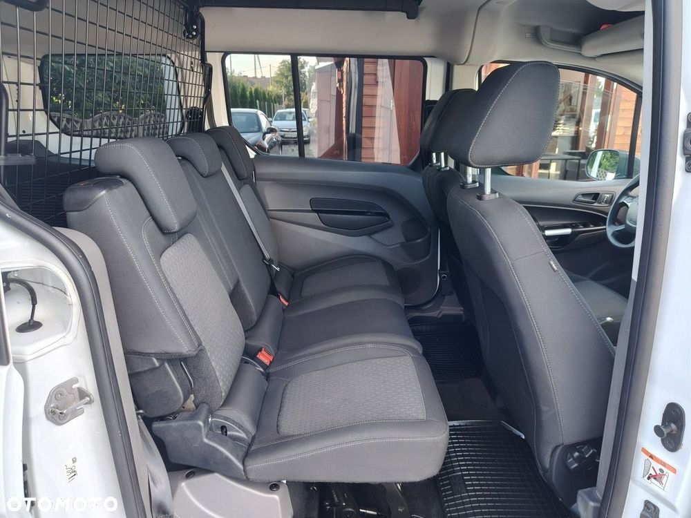 Ford Transit Connect - 24