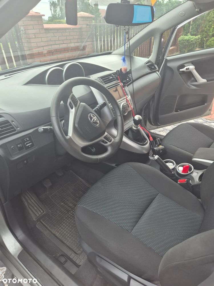 Toyota Verso - 14
