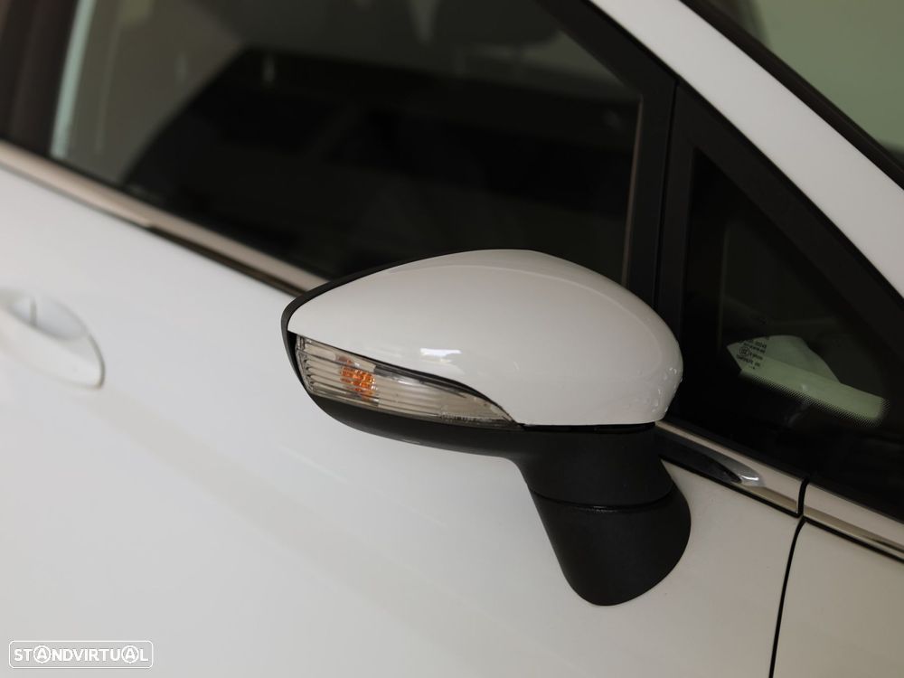 Ford Fiesta 1.0 EcoBoost Titanium - 23