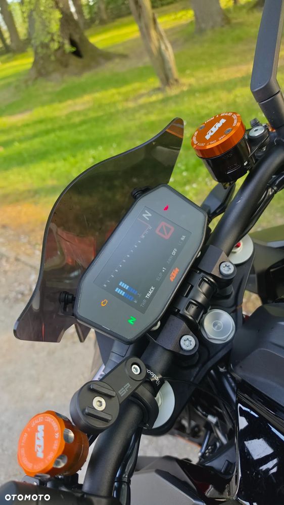 KTM Super Duke - 15