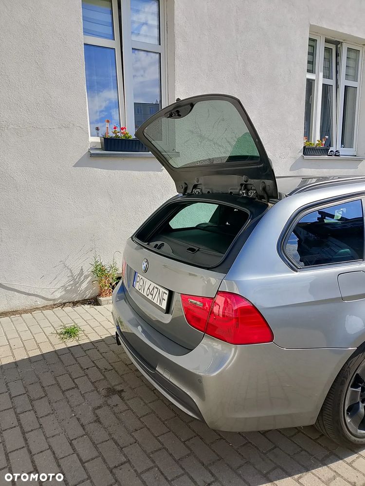 BMW Seria 3 325i xDrive - 20