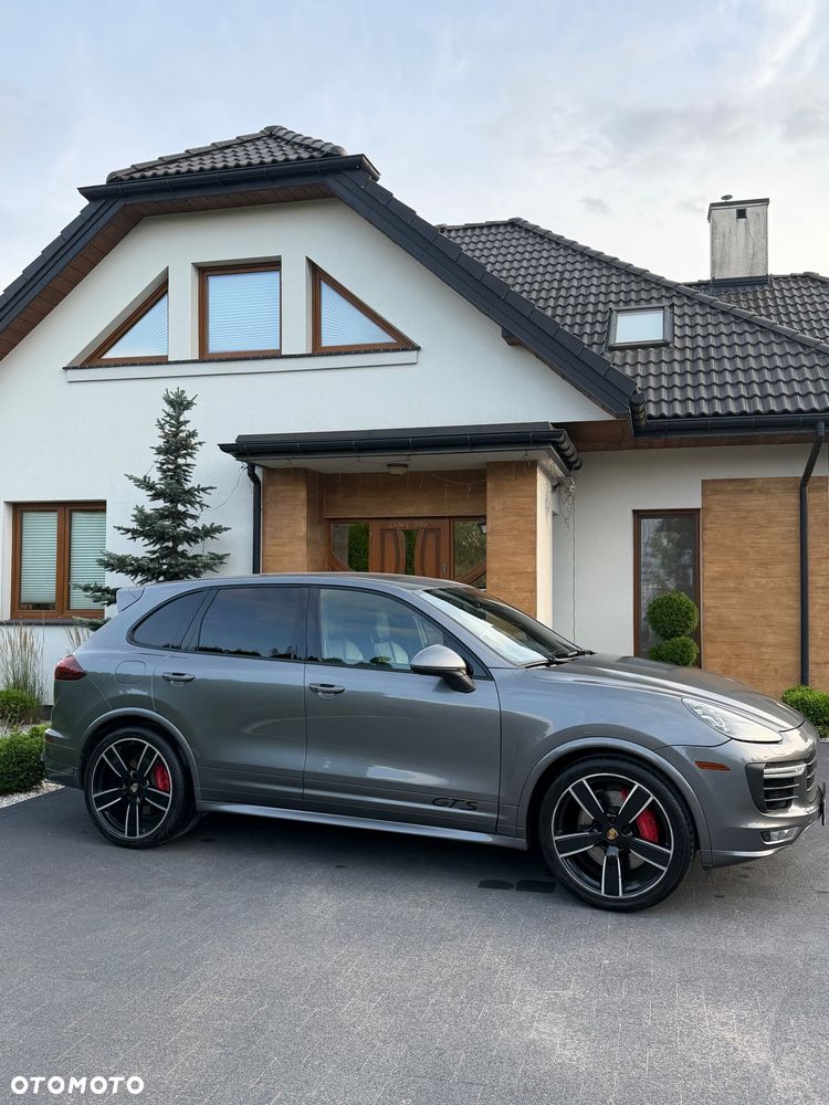 Porsche Cayenne GTS - 20
