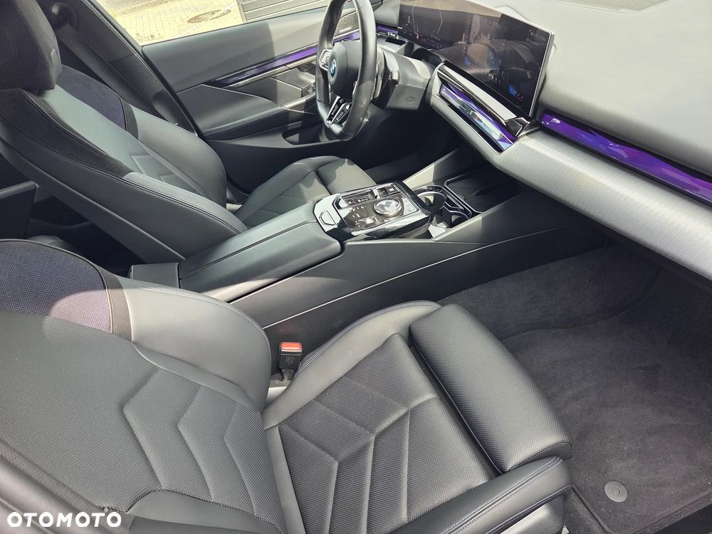 BMW Seria 5 - 19