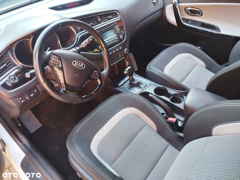 Kia Ceed - 19