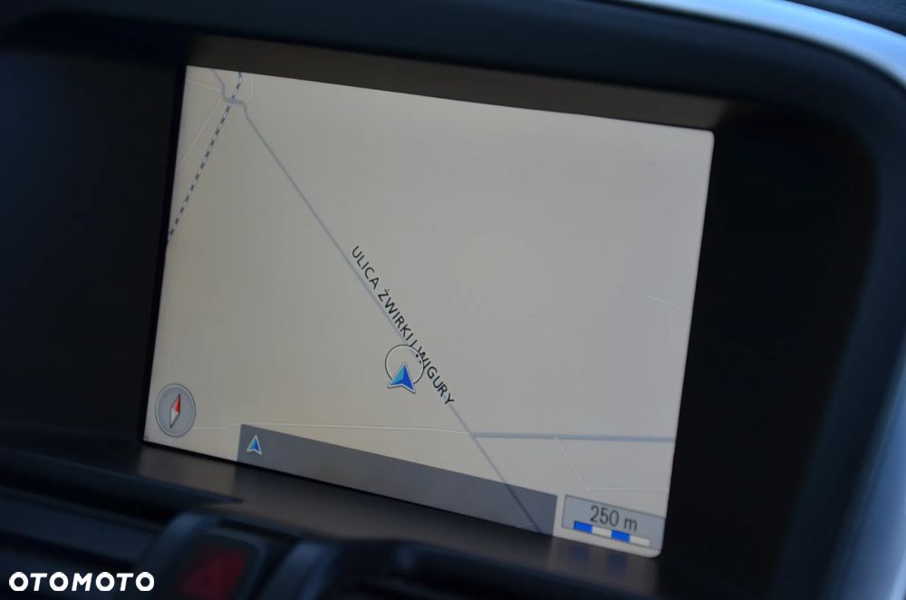 Volvo XC 60 D4 Momentum - 20