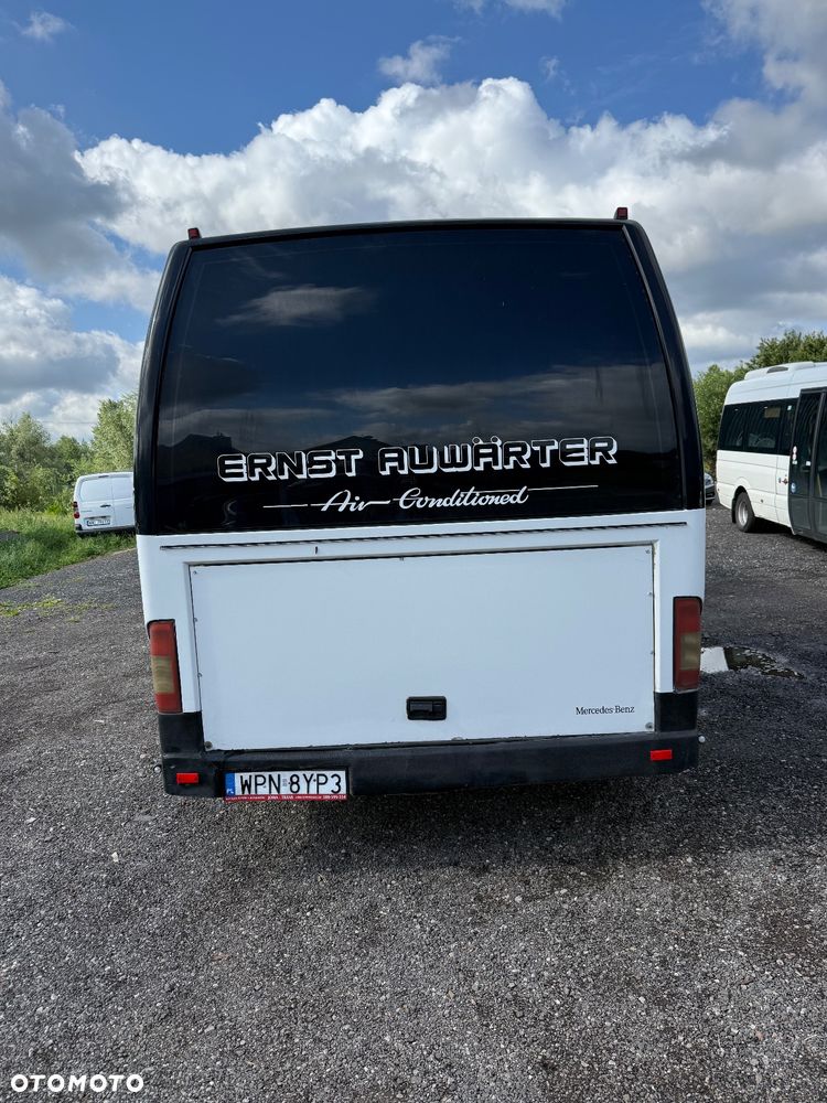 Mercedes-Benz 815 - 4