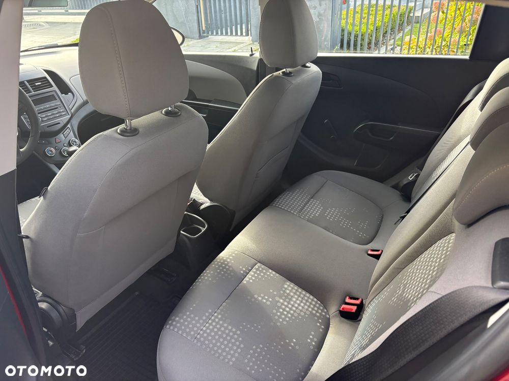 Chevrolet Aveo - 19