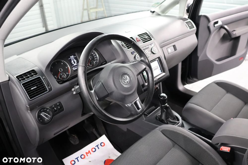 Volkswagen Touran 2.0 TDI DPF BlueMotion Technology Comfortline - 6