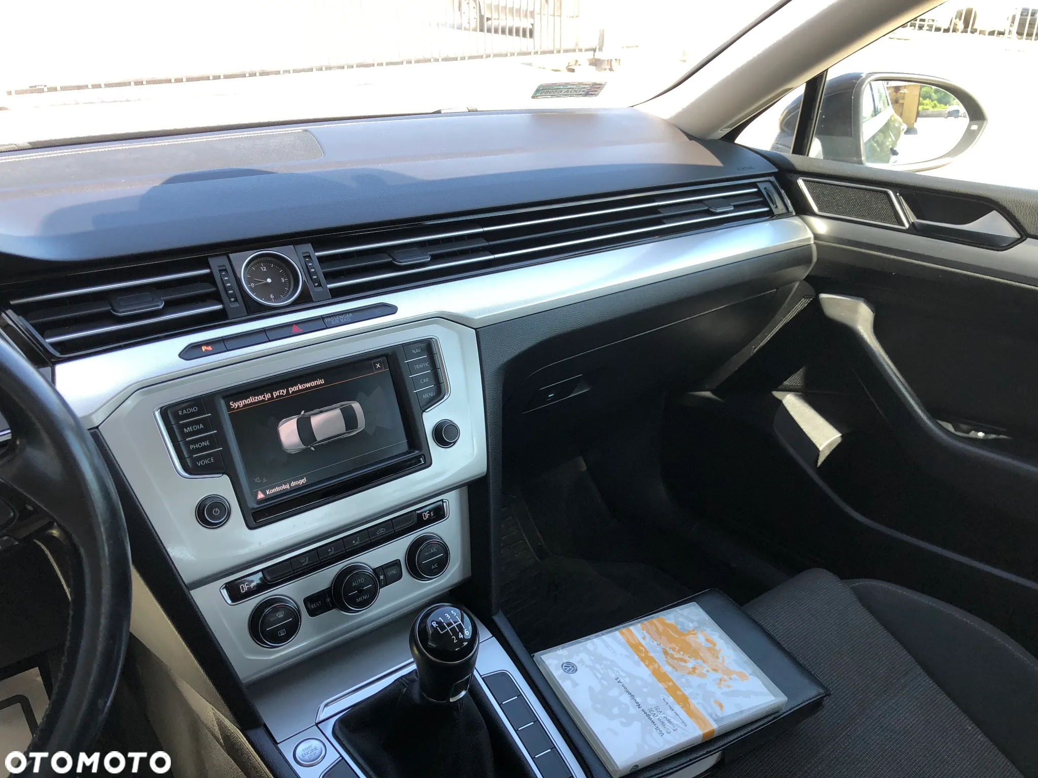 Volkswagen Passat 2.0 TDI BMT Comfortline - 13