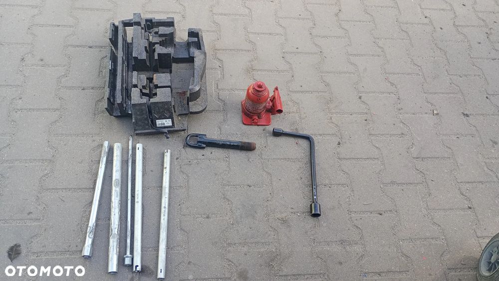 F.V  ZESTAW KOŁA ZAPASOWEGO Opel Movano B Renault Master III IV LEWAREK PODNOŚNIK Renault Master III IV - 3