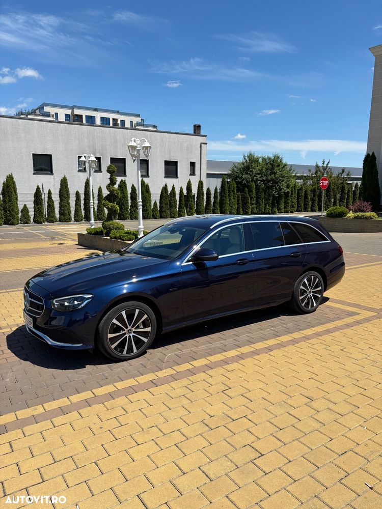 Mercedes-Benz E 300 de 9G-TRONIC Exclusive - 4