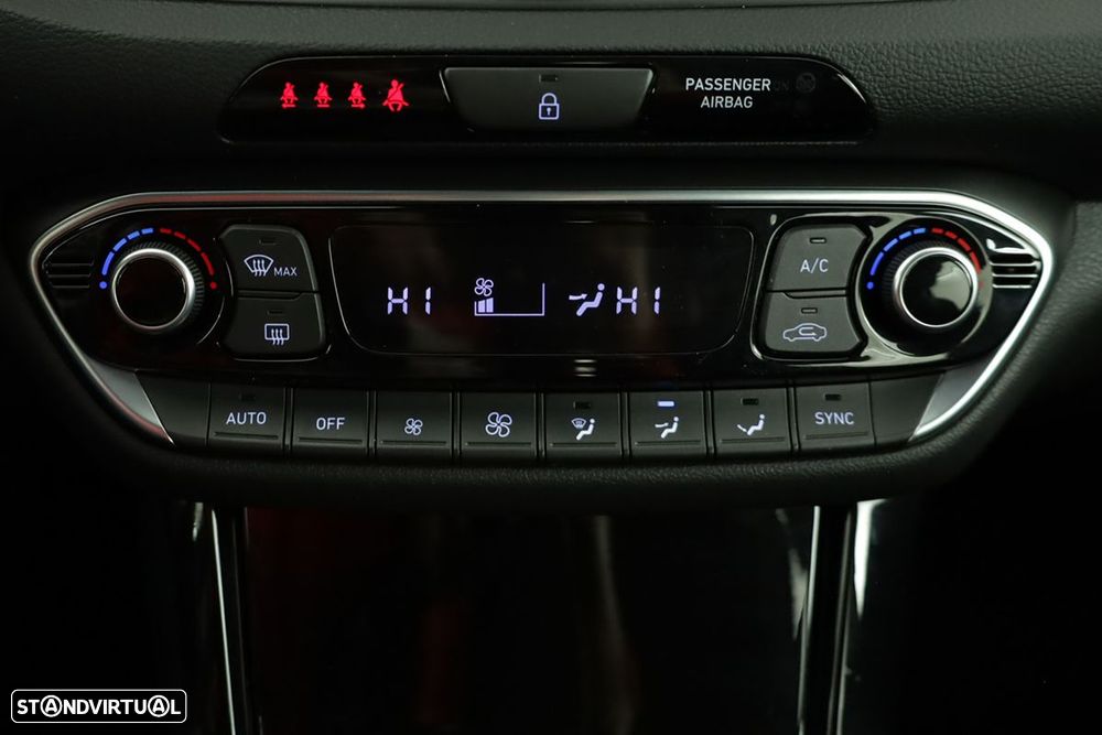 Hyundai i30 1.0 T-GDI Style Plus DCT - 13