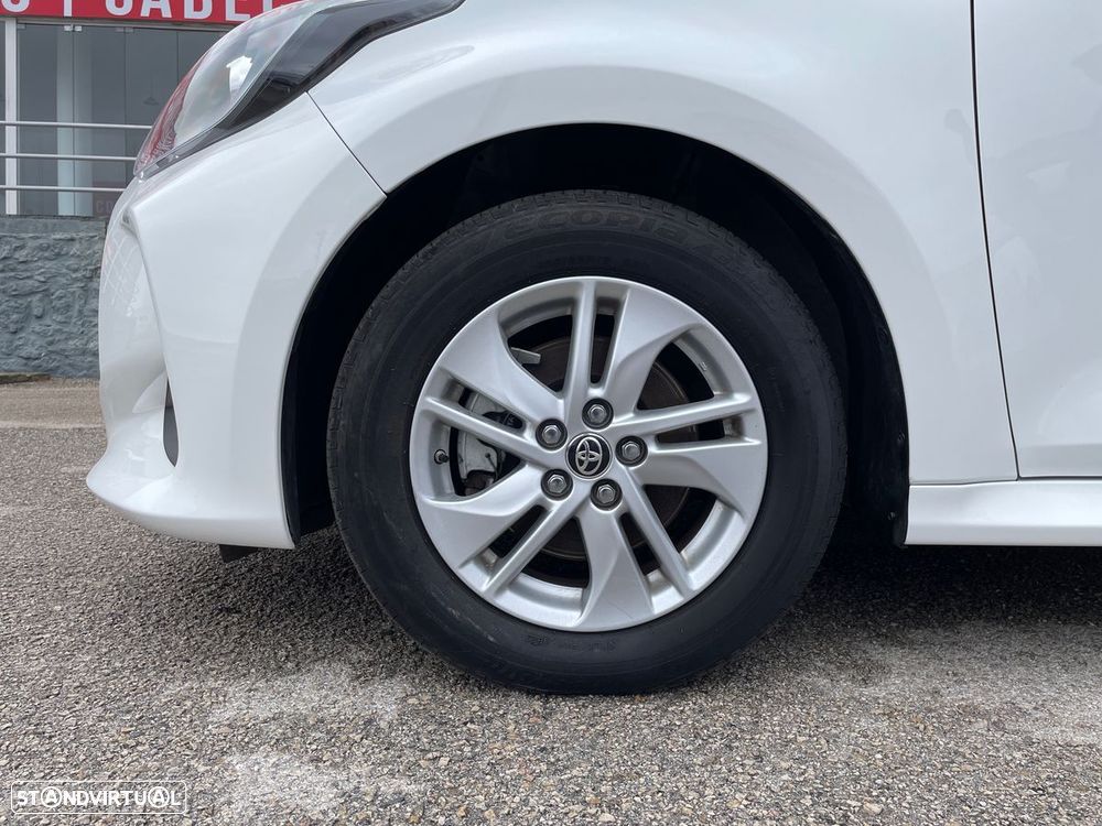 Toyota Yaris - 16