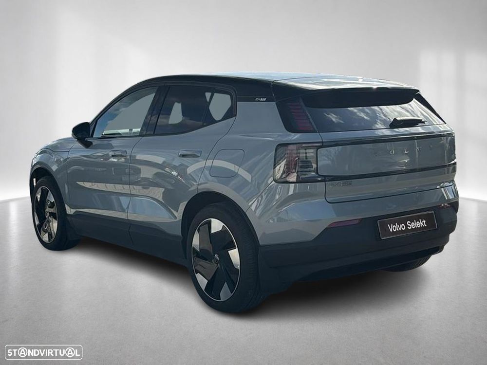 Volvo EX30 Single Motor Extended Range RWD Plus - 3