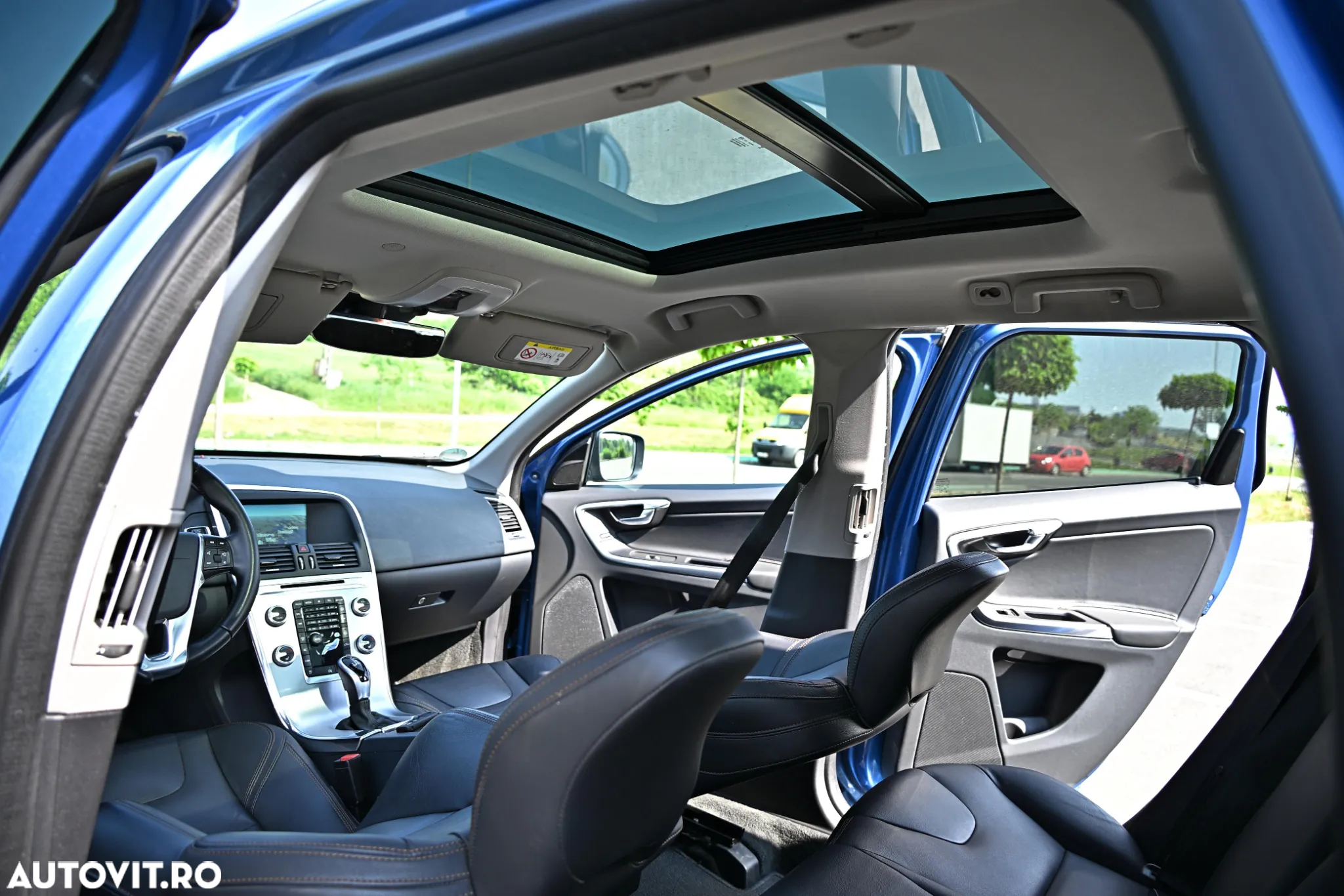 Volvo XC 60 D4 Geartronic Summum - 14