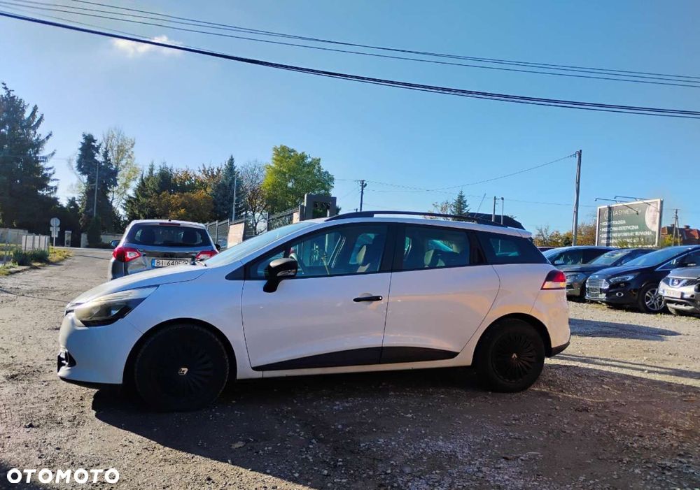 Renault Clio - 22