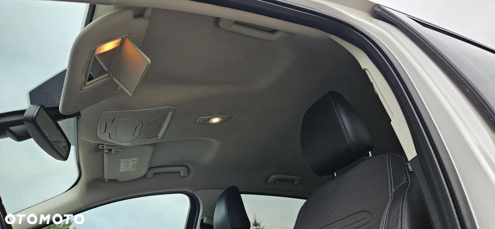 Ford Kuga 2.0 TDCi 4x4 Titanium - 16