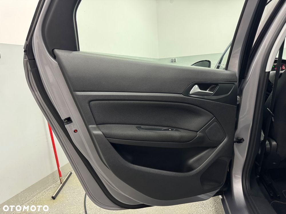 Peugeot 308 BlueHDi 130 EAT6 Stop & Start Active - 26