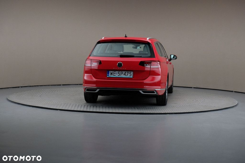 Volkswagen Passat - 5