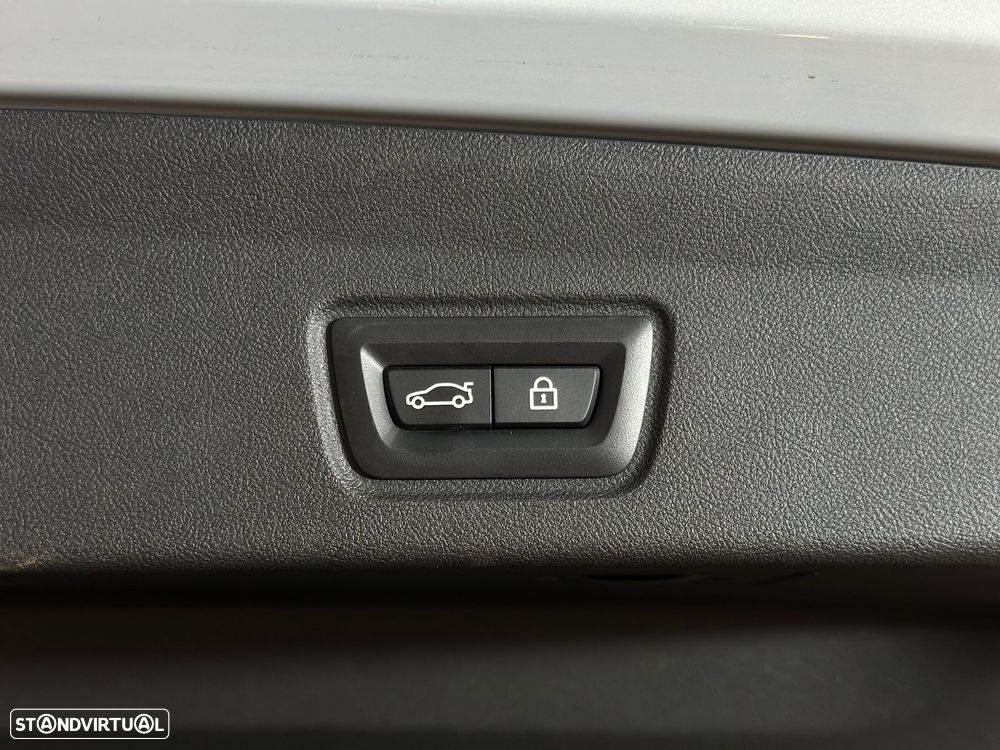 BMW i4 eDrive40 Pack Desportivo M - 39