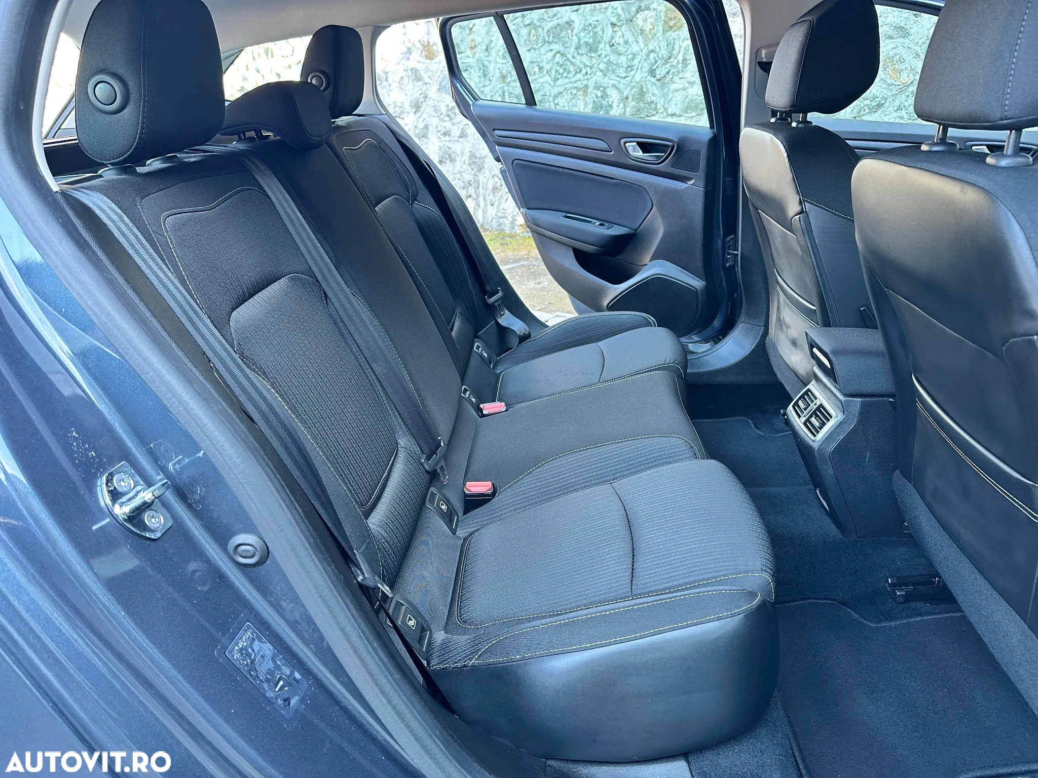 Renault Megane Estate 1.5 dCI Zen - 18