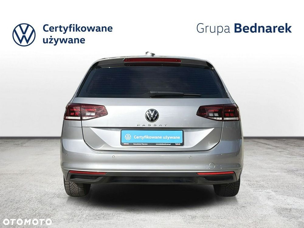Volkswagen Passat Variant 2.0 TDI EVO Business DSG - 4