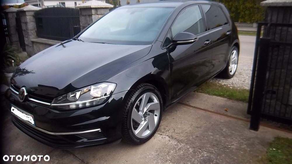Volkswagen Golf - 5
