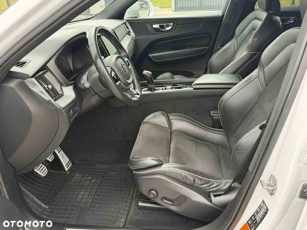 Volvo XC 60 D3 R-Design - 19