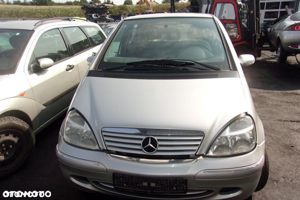 SILNICZEK WYCIERACZEK MECHANIZM MERCEDES W168 A - 1