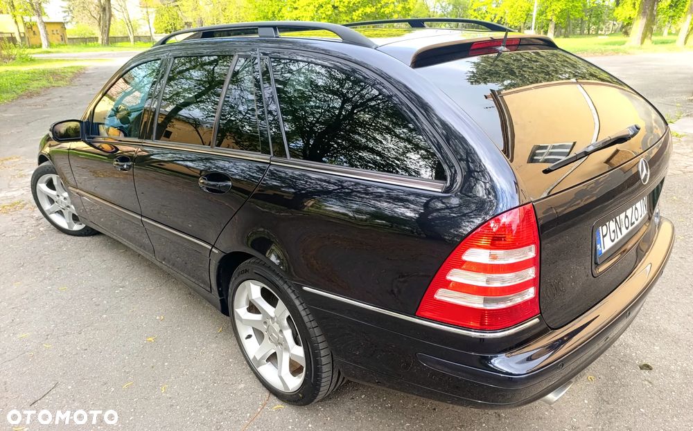 Mercedes-Benz Klasa C 180 Kompressor Automatik Avantgarde Sport Edition - 7