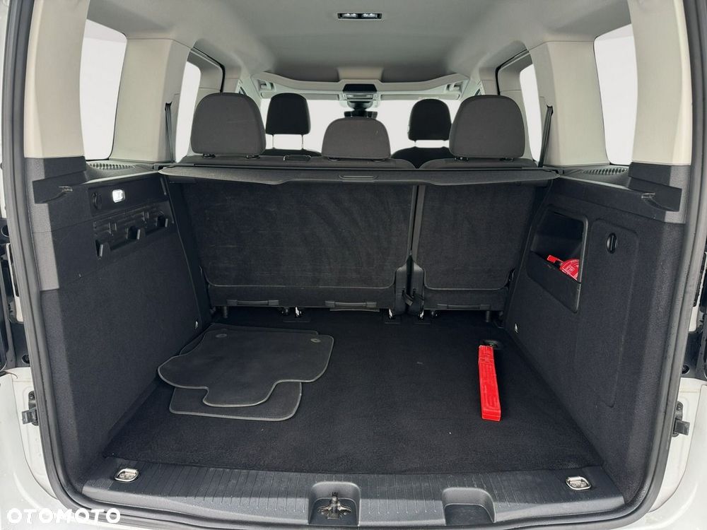 Ford Tourneo Connect 2.0 EcoBlue Titanium - 27