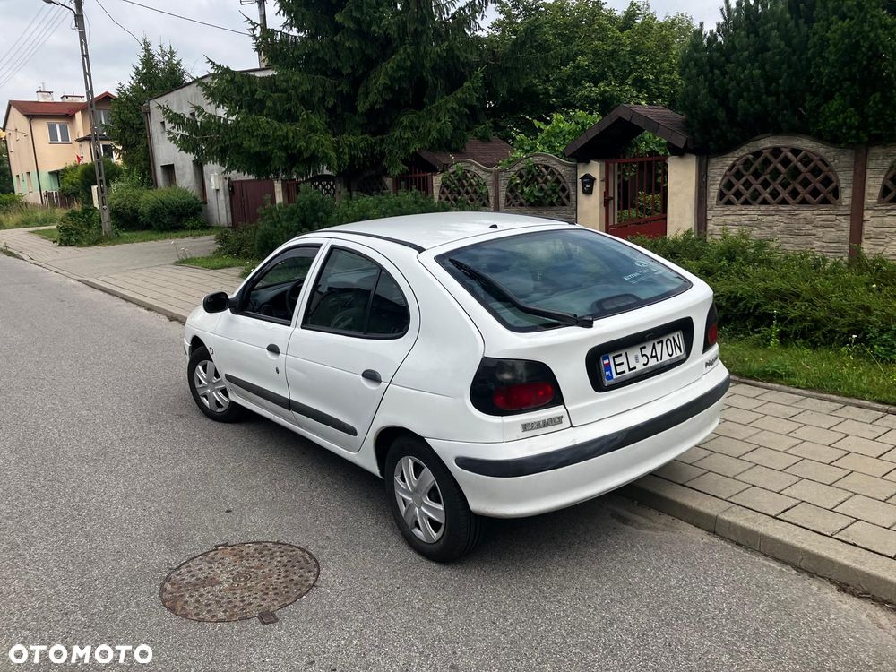 Renault Megane - 2