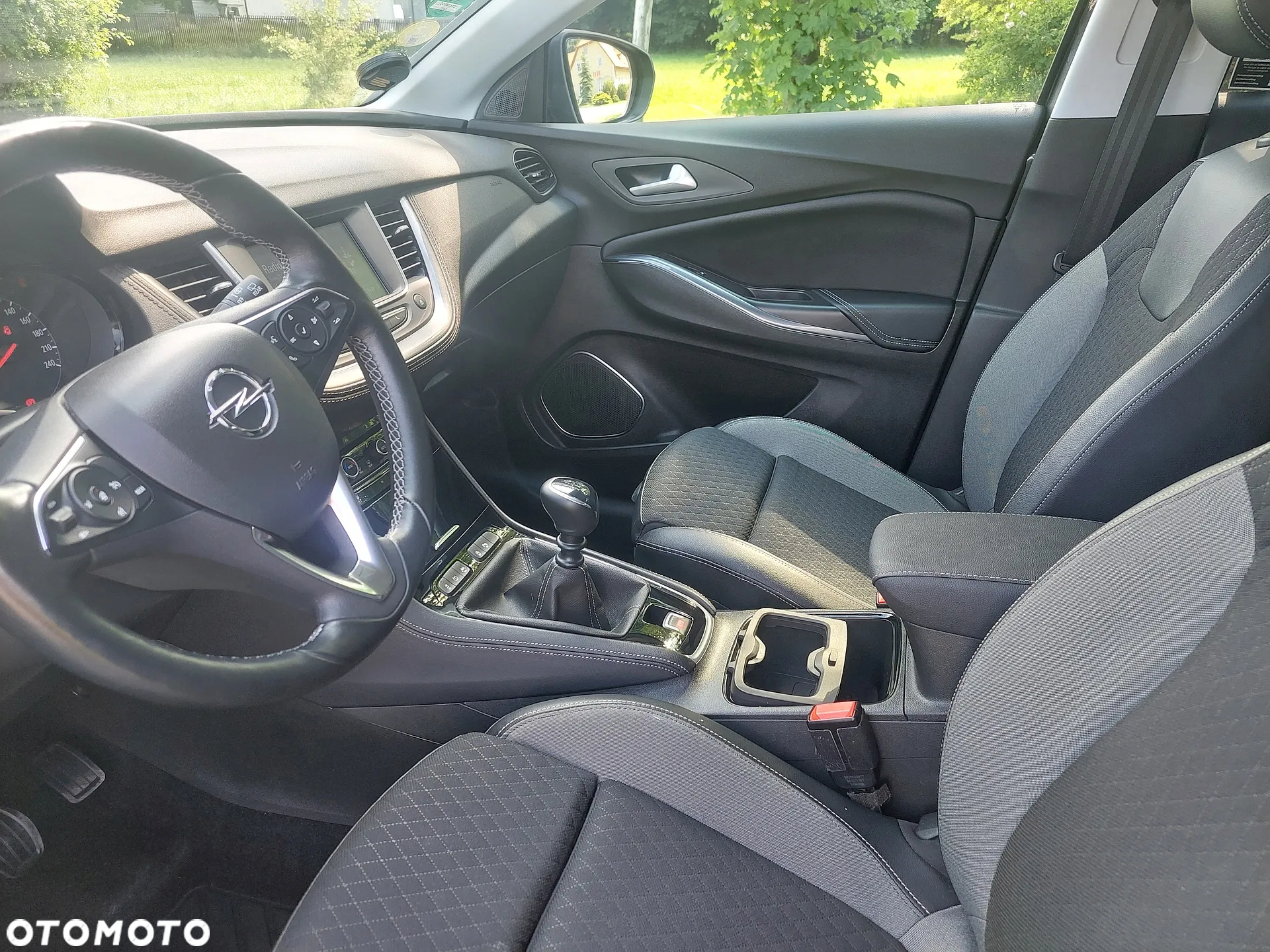 Opel Grandland X - 12