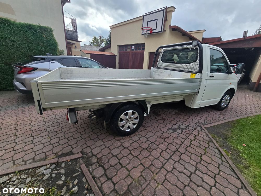 Volkswagen T5 - 22