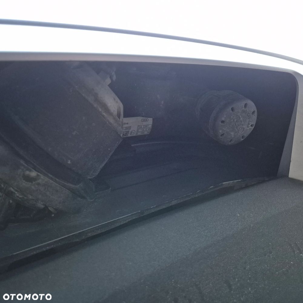 Audi Q3 35 TFSI S line - 9