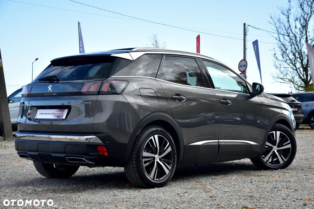 Peugeot 3008 1.6 PureTech HYbrid4 GT Line S&S EAT8 - 11