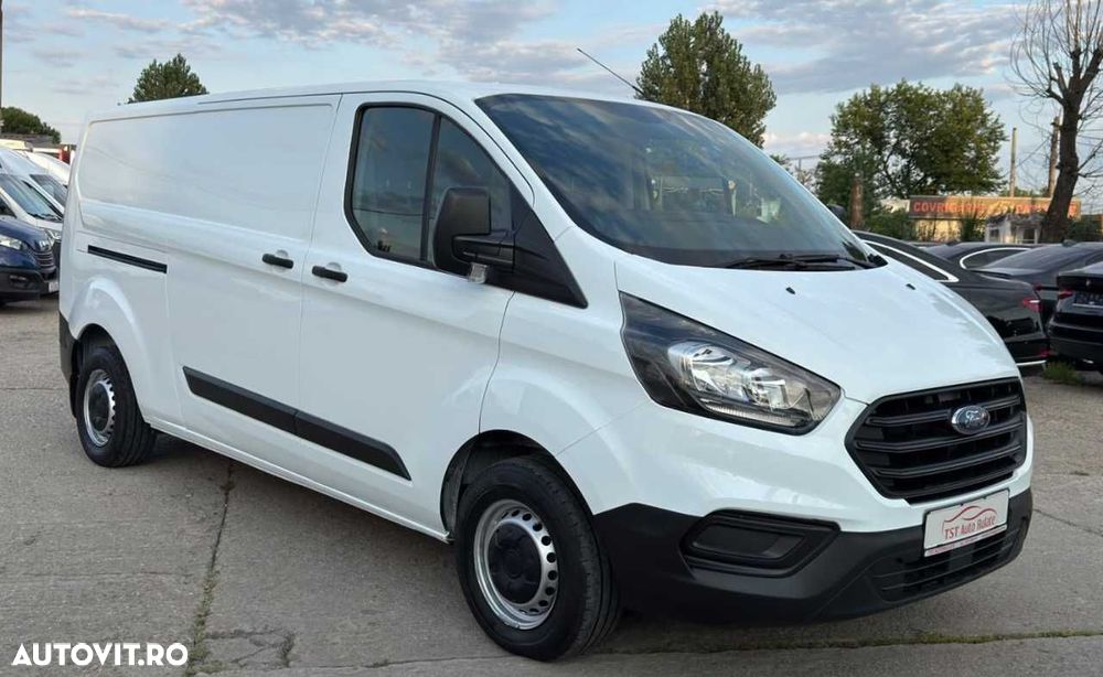 Ford TRANSIT CUSTOM L2H1 - 13